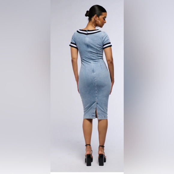 AKIRA SPORTY AND NICE DENIM MIDI DRESS - Picture 3 of 4